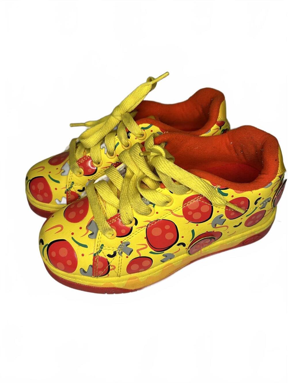 Heelys Pizza Design Kids Shoe Size 2